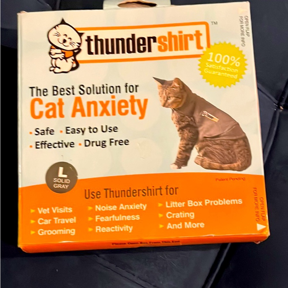 Anxiety Shirt for cats
